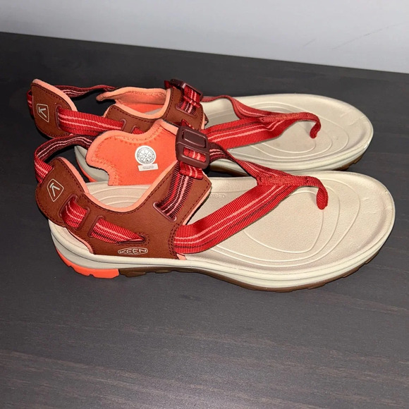 Keen Sandals - Picture 1 of 6